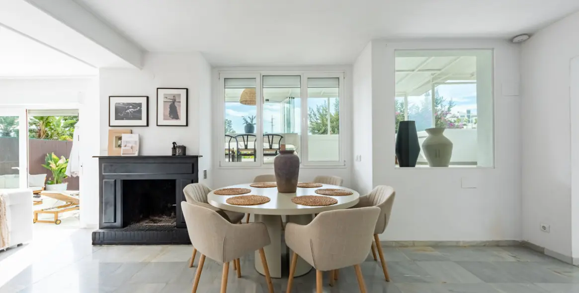 Sale of detached villa in Nueva Andalucía 4