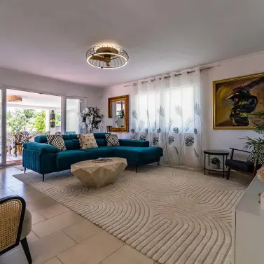 Sale of detached villa in Benalmadena