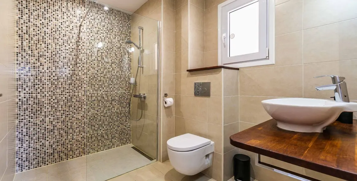 Sale of detached villa in Benalmadena 23
