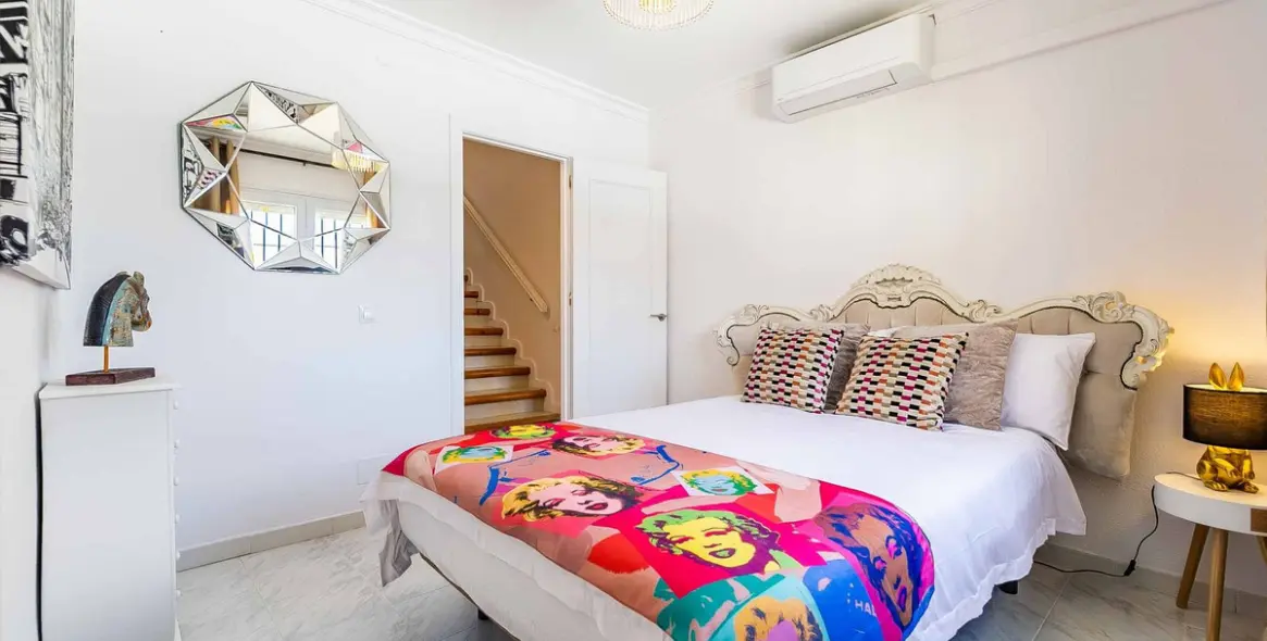 Sale of detached villa in Benalmadena 25