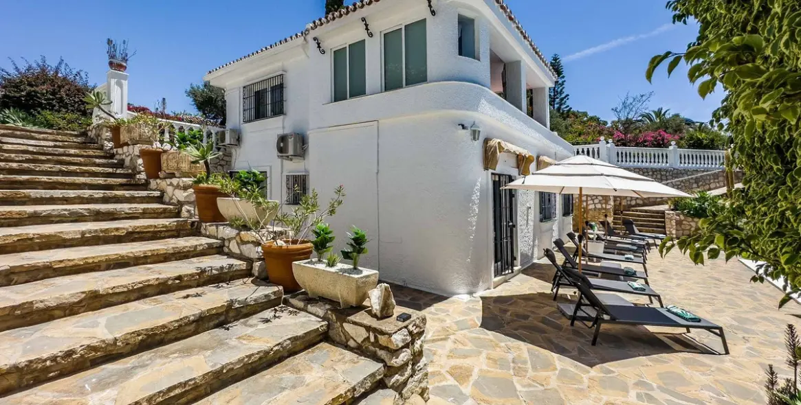 Sale of detached villa in Benalmadena 58
