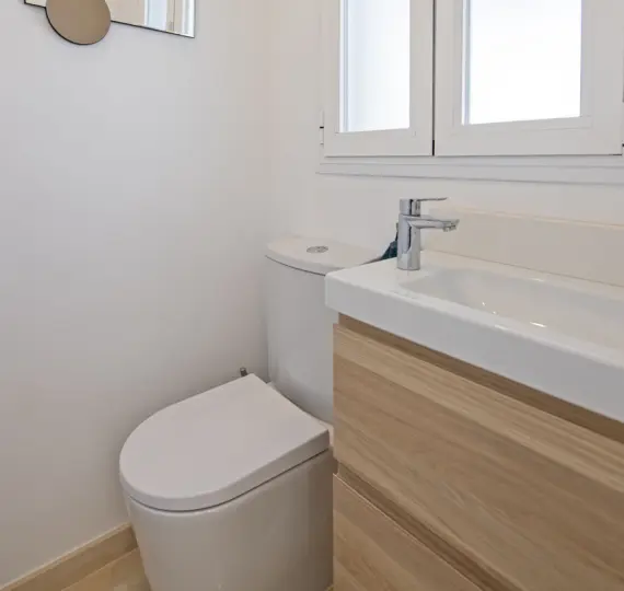 Дом на две семьи R5237032