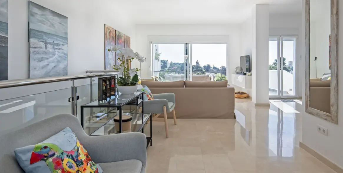 Продажа дома на две семьи в Nueva Andalucía (район Nueva Andalucía) 15