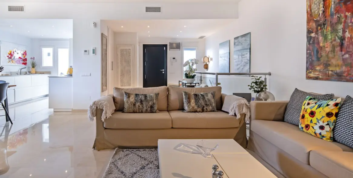 Продажа дома на две семьи в Nueva Andalucía (район Nueva Andalucía) 18