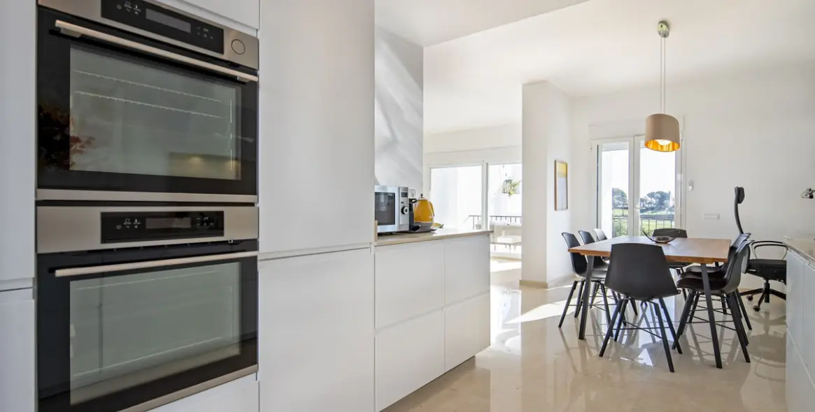 Продажа дома на две семьи в Nueva Andalucía (район Nueva Andalucía) 20