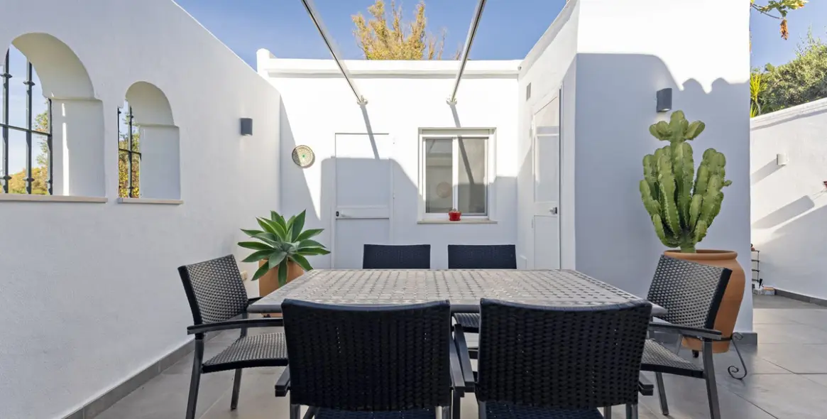 Sale of semi-detached house in Nueva Andalucía 38