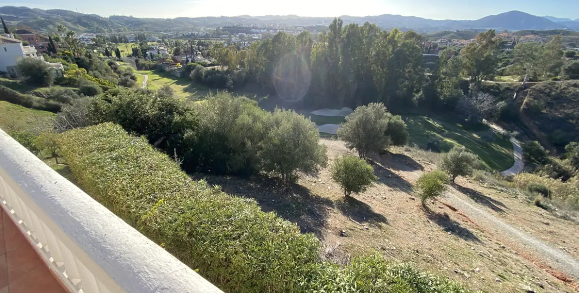 Продажа  отдельно стоящей виллы в Mijas Golf 15