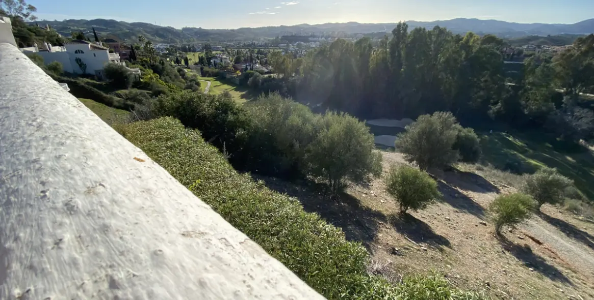 Продажа  отдельно стоящей виллы в Mijas Golf 37