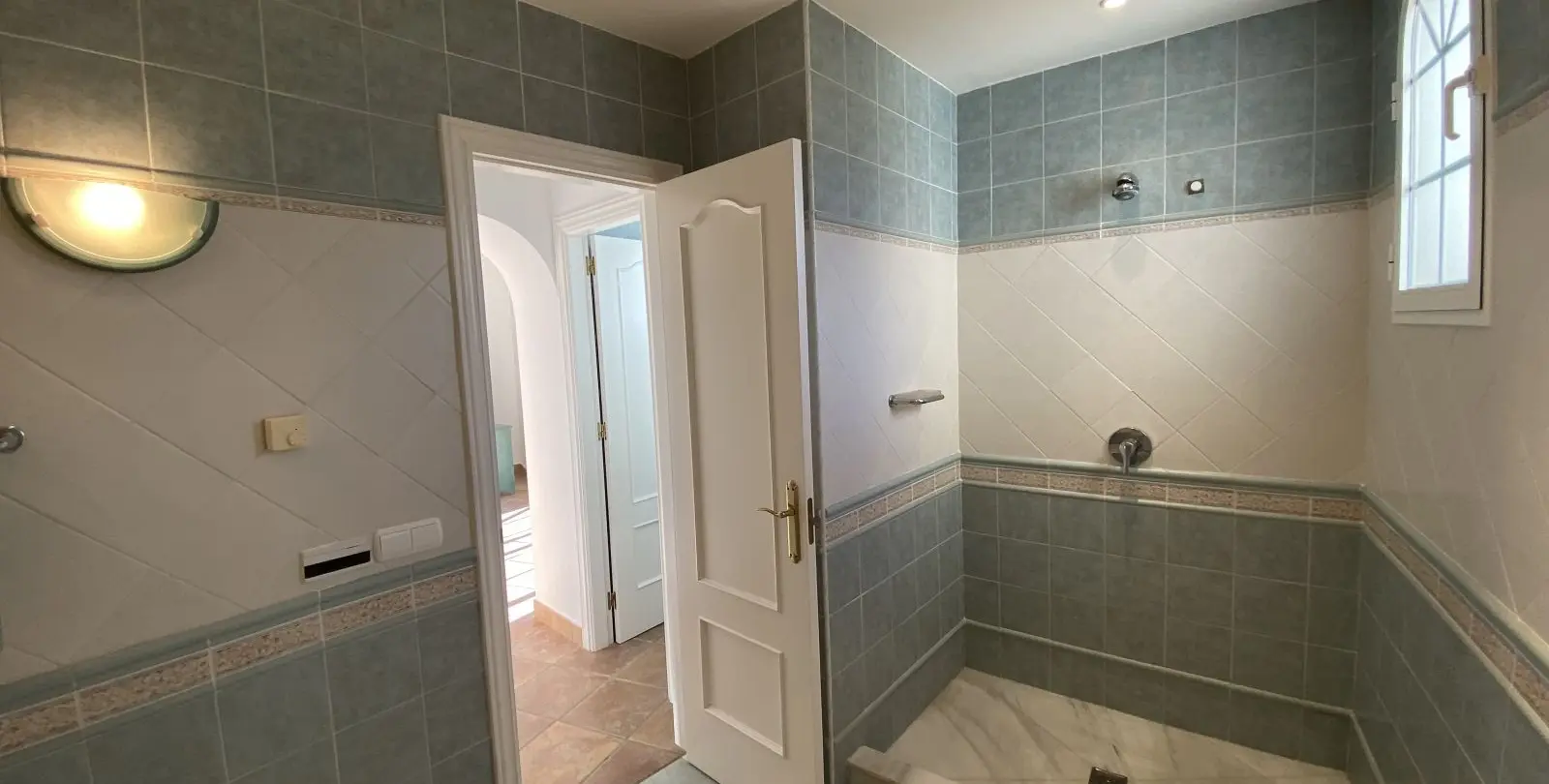 Sale of detached villa in Mijas Golf 46