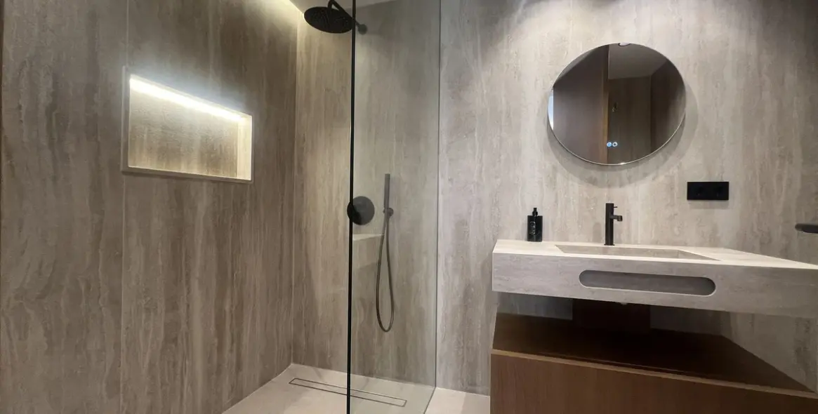 Sale of middle floor apartment in Nueva Andalucía 18