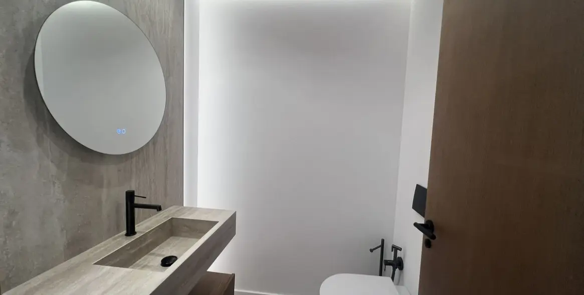 Sale of middle floor apartment in Nueva Andalucía 21