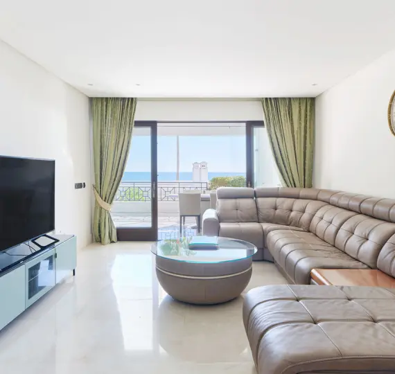 Ground floor apartment R5204947