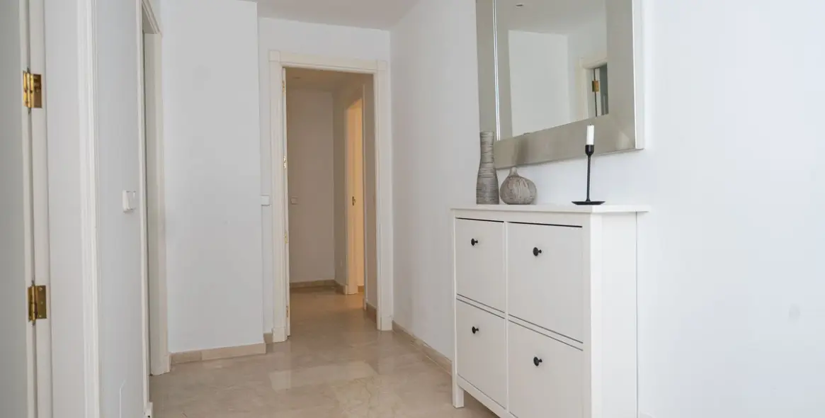 Sale of ground floor apartment in Marbella 11