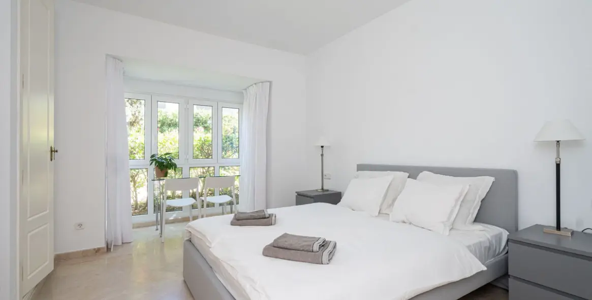 Sale of ground floor apartment in Marbella 13