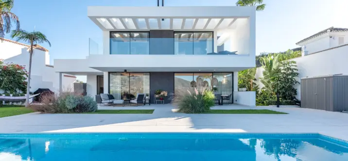 Venta de villa independiente en Cerros del Aguila 0