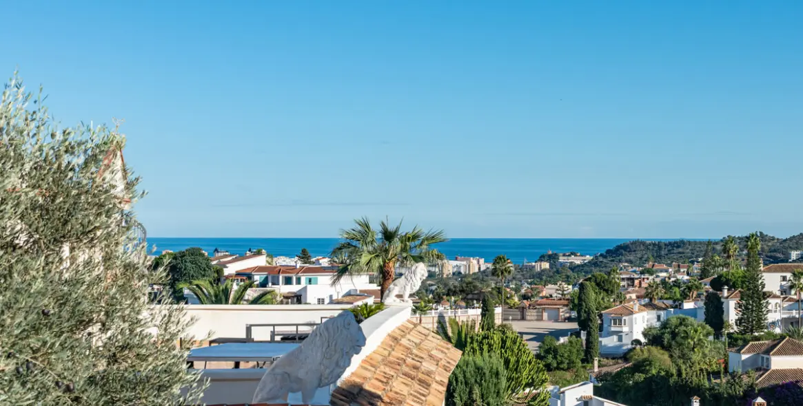 Venta de villa independiente en Cerros del Aguila 4