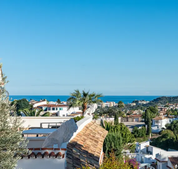 Venta de villa independiente en Cerros del Aguila