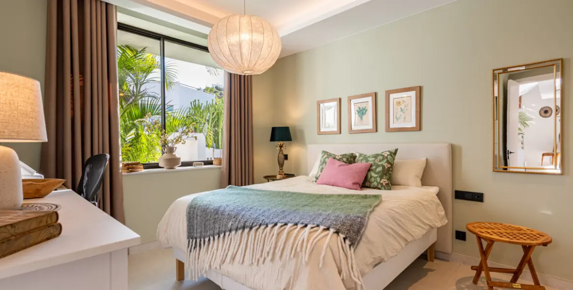 Venta de villa independiente en Cerros del Aguila 18