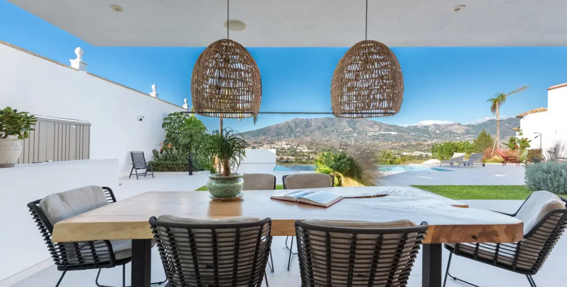 Venta de villa independiente en Cerros del Aguila 32