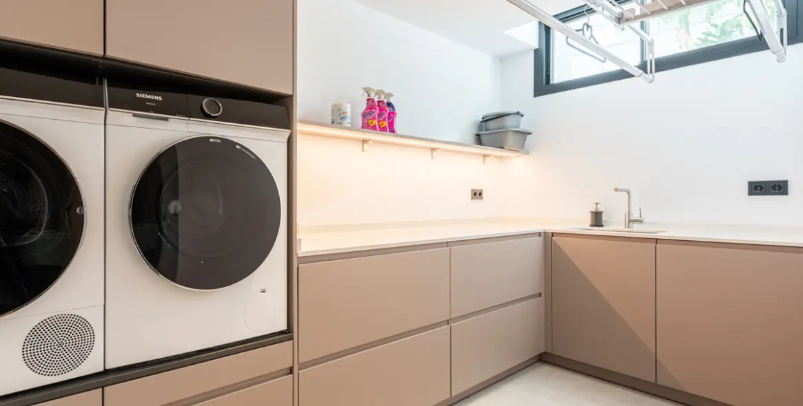 Venta de villa independiente en Cerros del Aguila 40