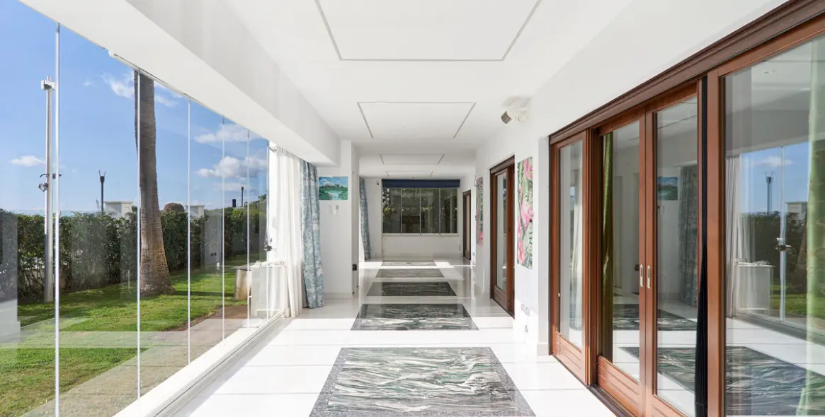 Sale of ground floor apartment in Estepona (district Estepona) 4