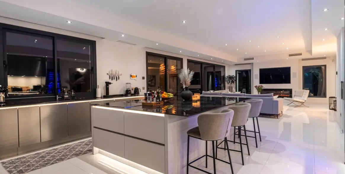 Продажа  отдельно стоящей виллы в La Cala Golf 11