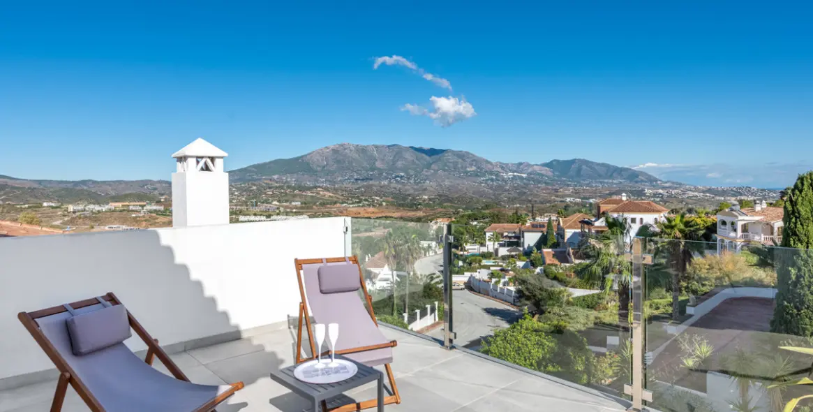 Продажа  отдельно стоящей виллы в La Cala Golf 26