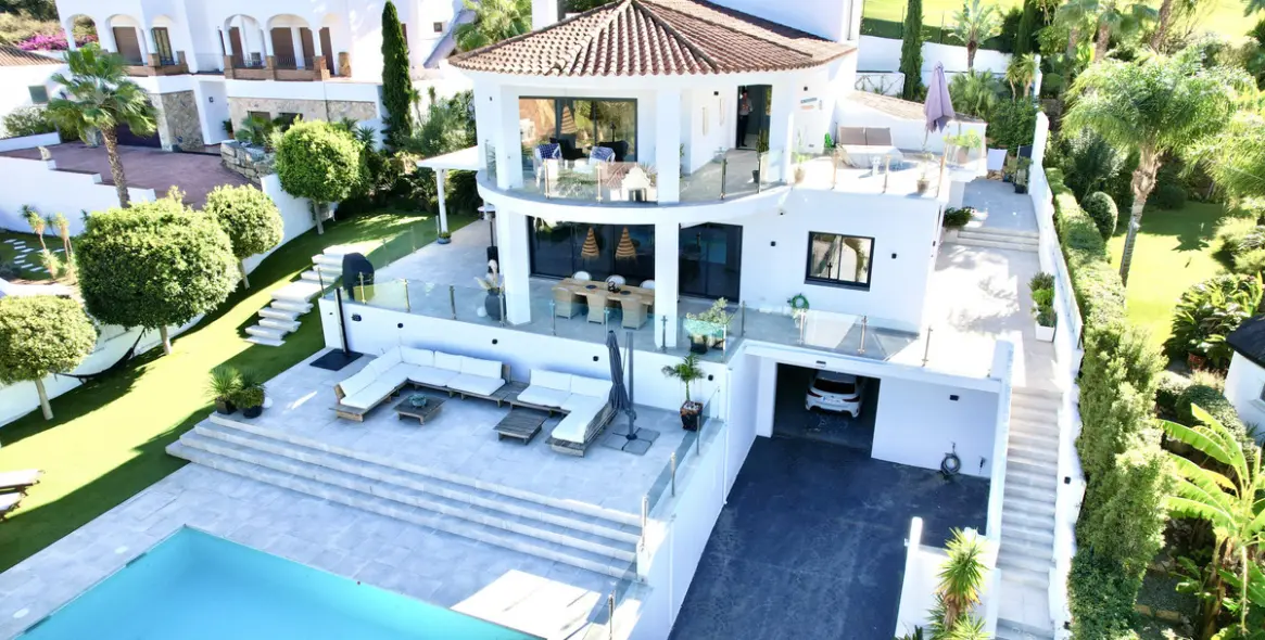 Продажа  отдельно стоящей виллы в La Cala Golf 38