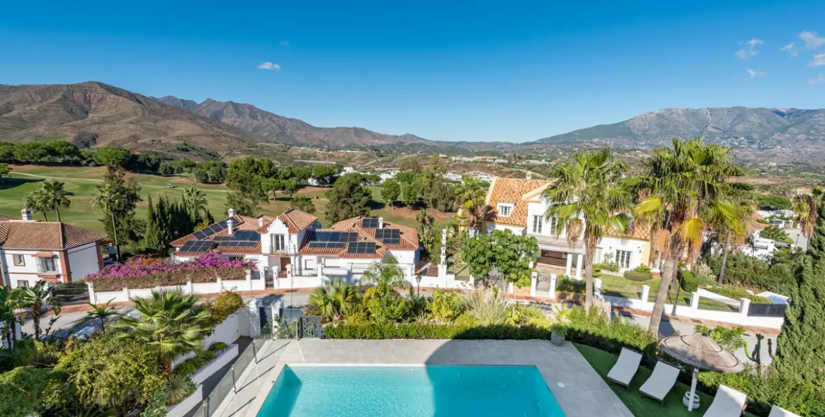 Продажа  отдельно стоящей виллы в La Cala Golf 43