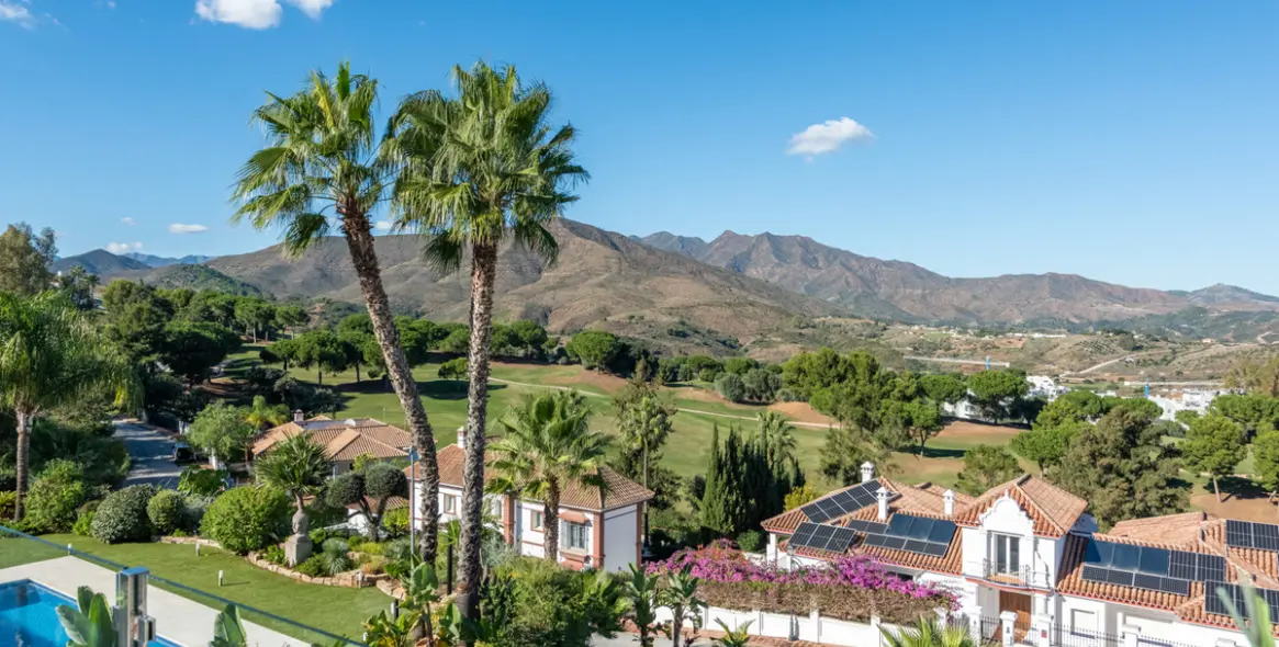 Продажа  отдельно стоящей виллы в La Cala Golf 83