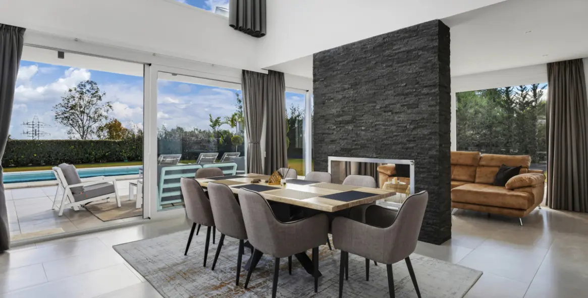 Sale of detached villa in Benahavís (district La Quinta) 9