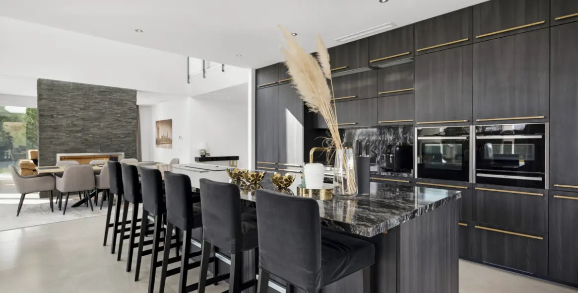 Sale of detached villa in Benahavís (district La Quinta) 10