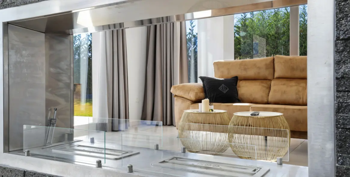 Sale of detached villa in La Quinta 16