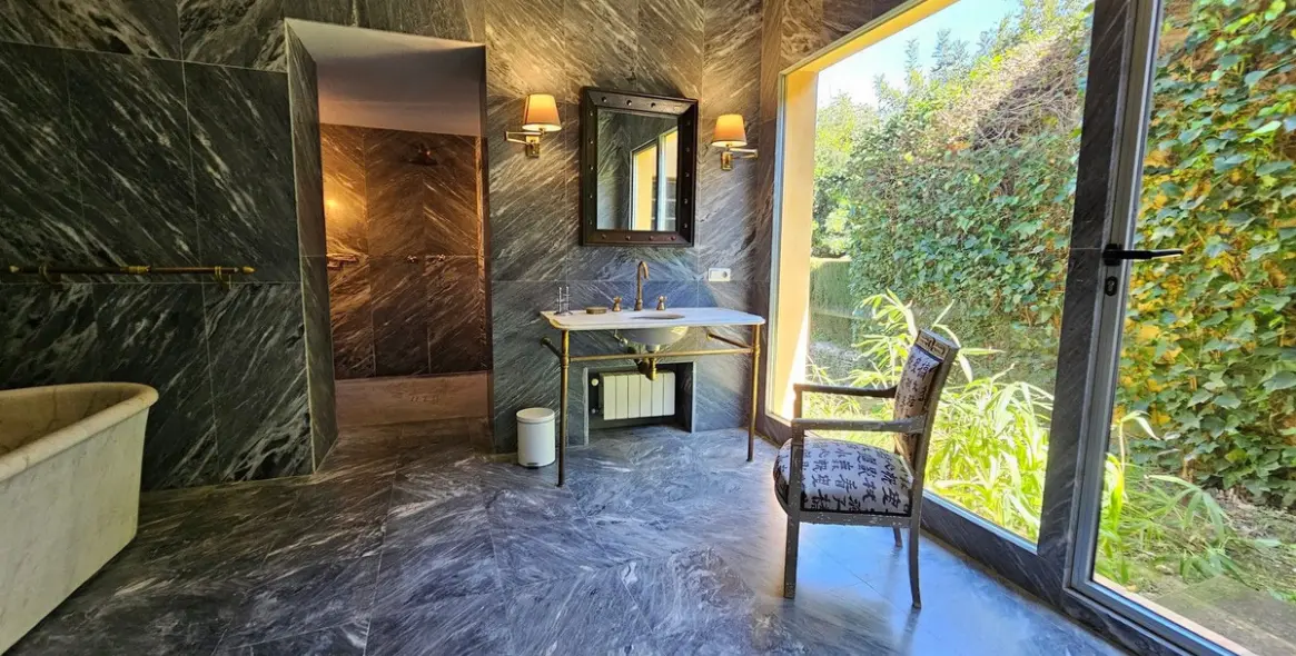 Продажа  отдельно стоящей виллы в Ronda 22