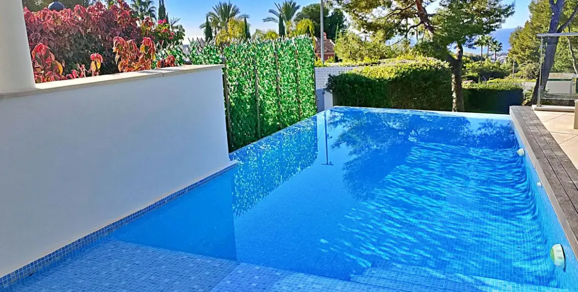 Sale of semi-detached house in Marbella (district Sierra Blanca) 8