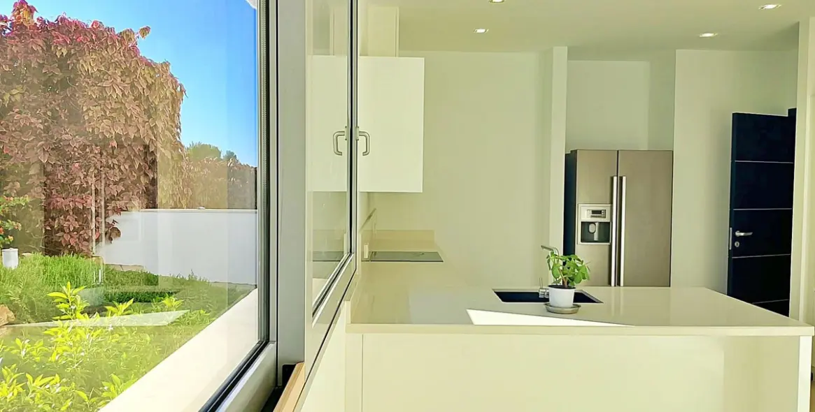 Sale of semi-detached house in Sierra Blanca 12