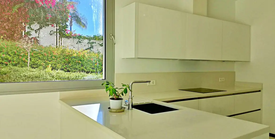 Sale of semi-detached house in Sierra Blanca 15