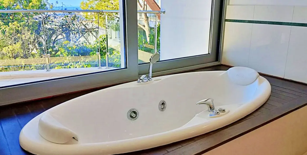 Sale of semi-detached house in Sierra Blanca 25