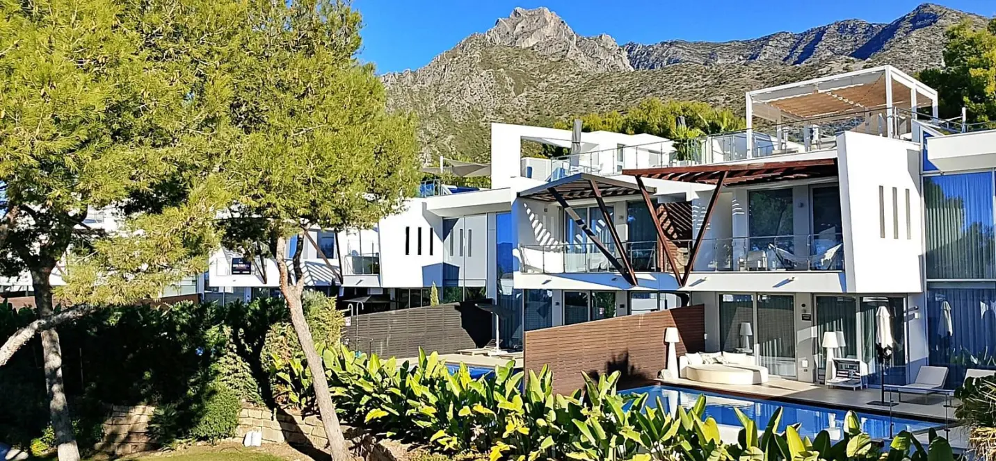 Venta de casa pareada en Marbella 0