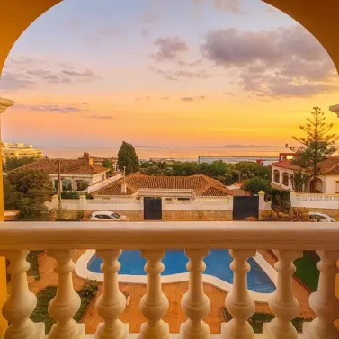 Продажа  отдельно стоящей виллы в Torremolinos