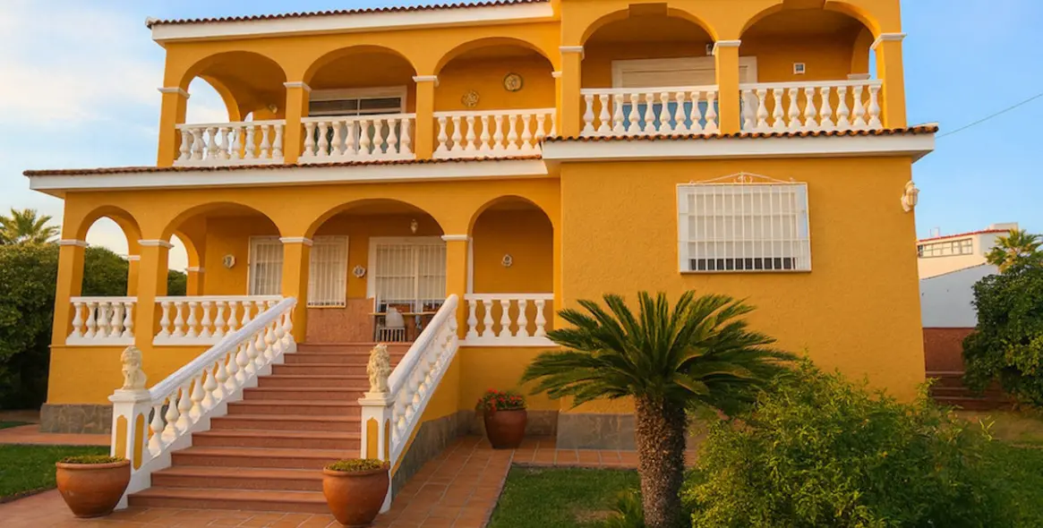 Sale of detached villa in Torremolinos 35