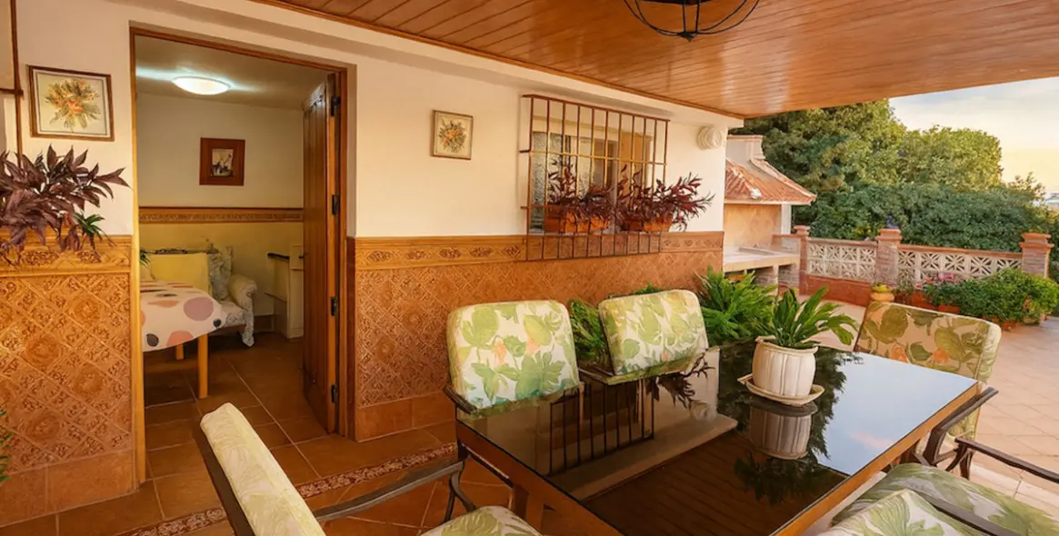 Sale of detached villa in Torremolinos 46