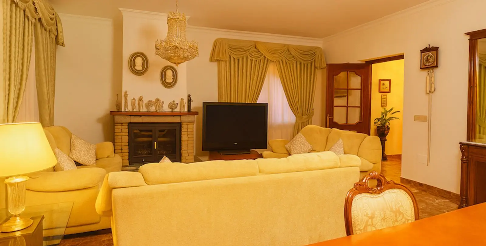 Sale of detached villa in Torremolinos 10