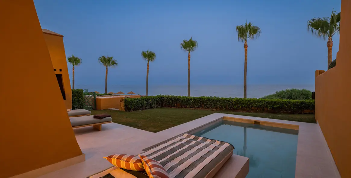 Sale of ground floor apartment in Estepona (district Estepona) 3