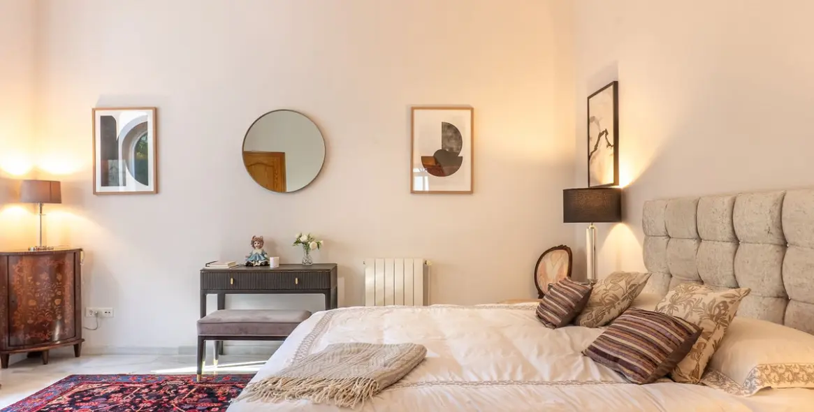 Sale of detached villa in New Golden Mile 44