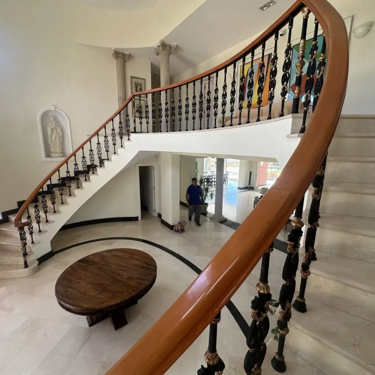 Venta de villa independiente en El Paraiso