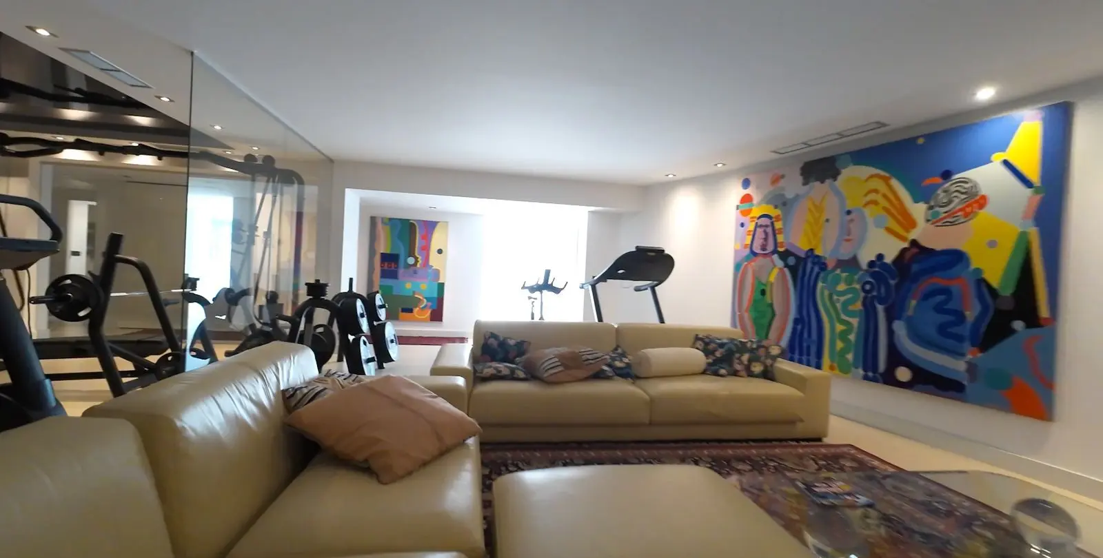 Venta de villa independiente en El Paraiso 13