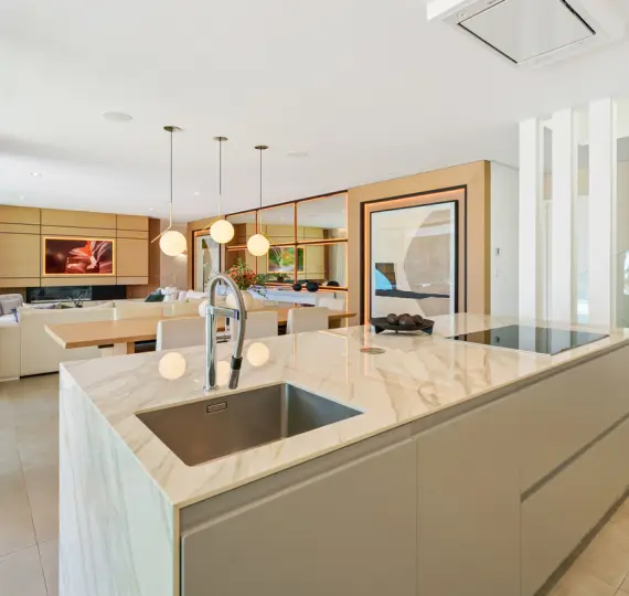 Detached villa R5235283