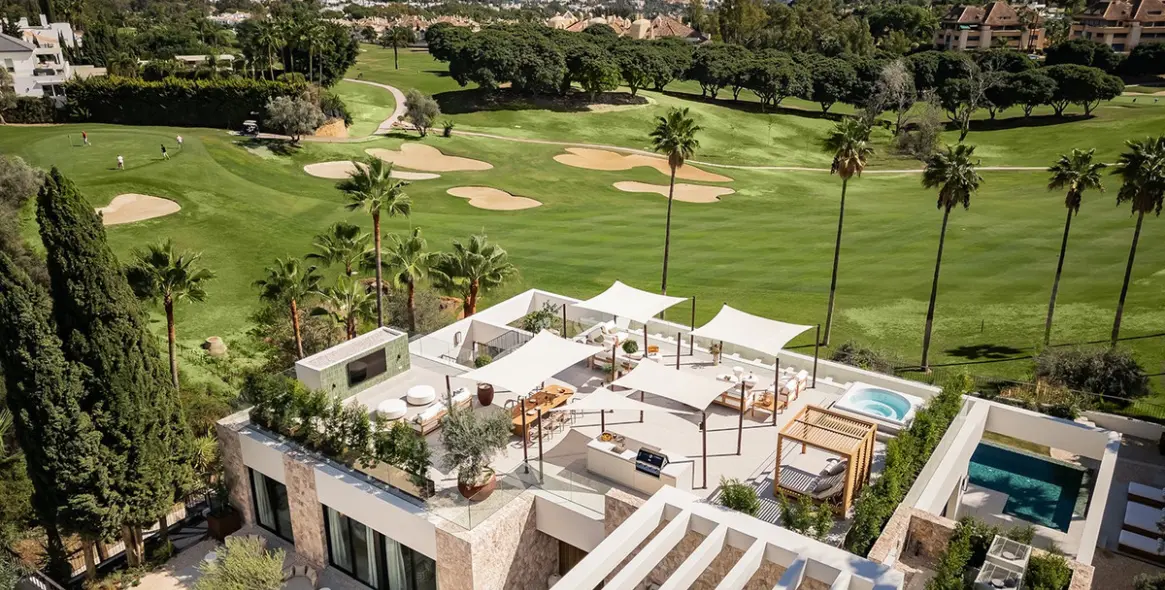 Sale of detached villa in Nueva Andalucía (district Nueva Andalucía) 3