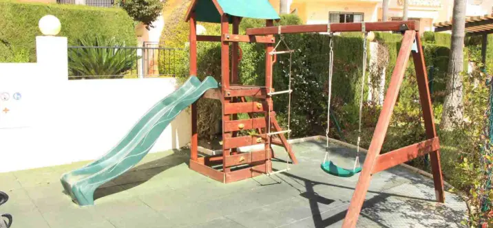 Long-term rent of townhouse in El Rosario 4